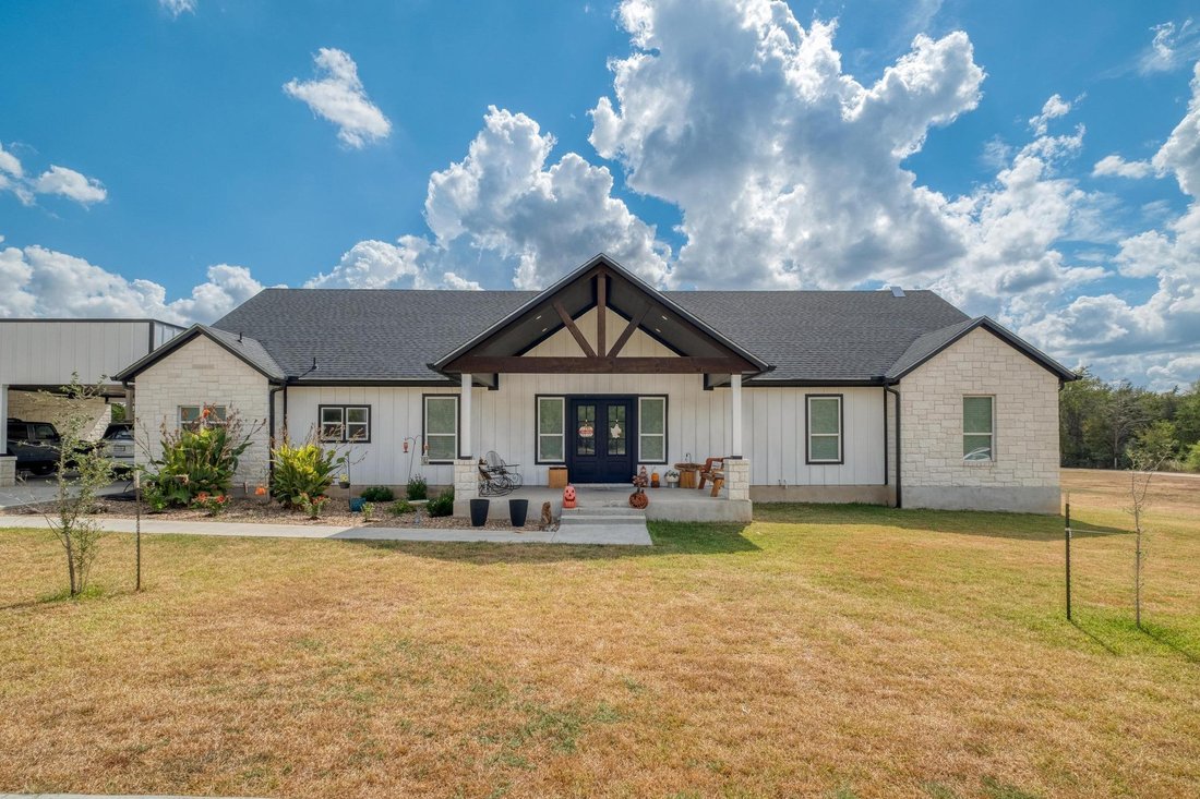 House in Paige, Texas, United States 1 - 16590832