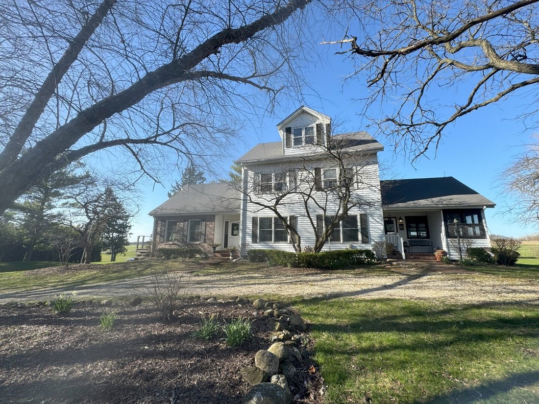 House in Pingree Grove, Illinois, United States 1 - 16588242