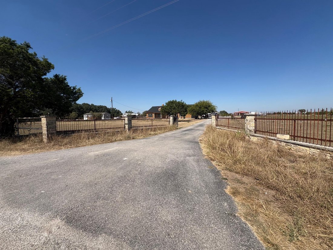 House in Bertram, Texas, United States 4 - 16590939