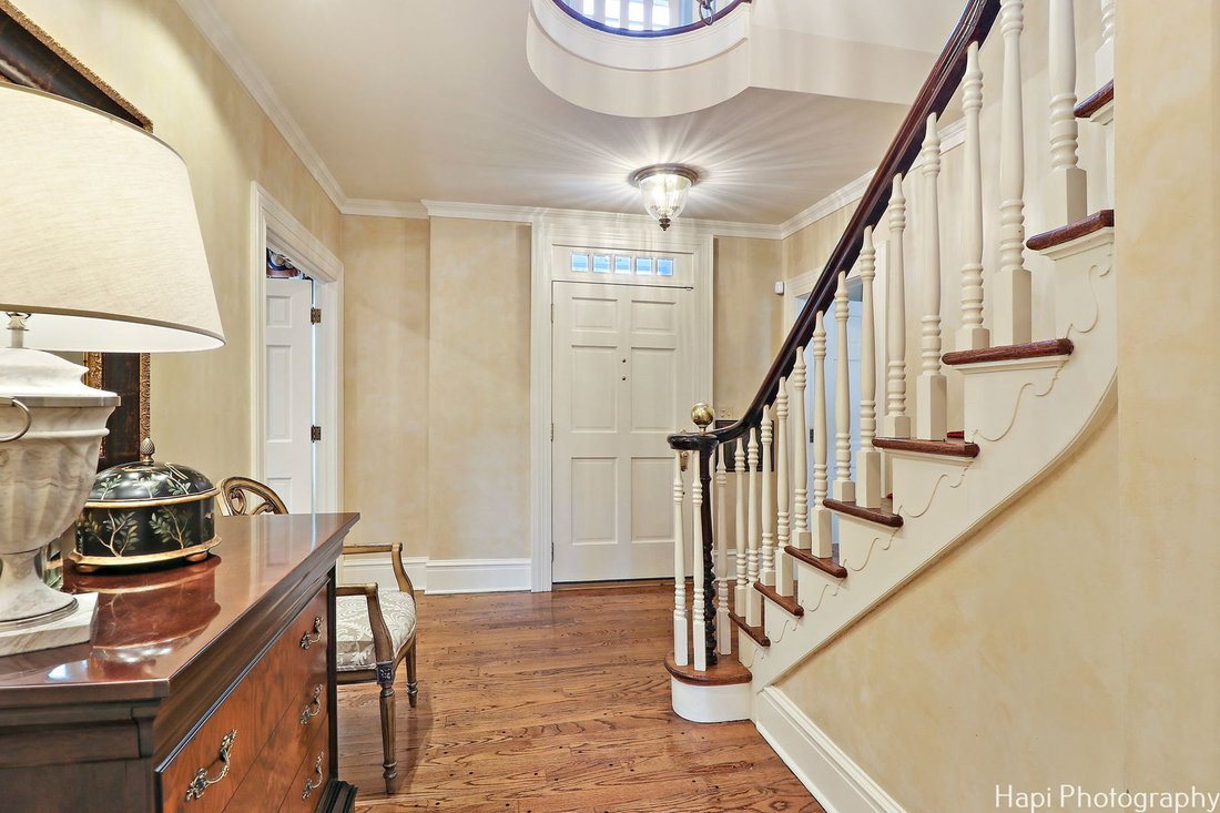 House in Carpentersville, Illinois, United States 3 - 16586379