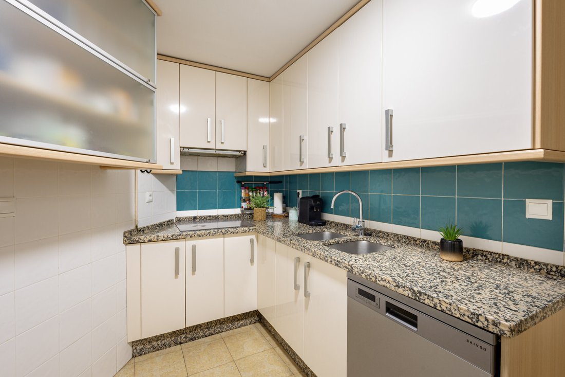 Apartment in Marbella, Andalusia, Spain 5 - 16602593