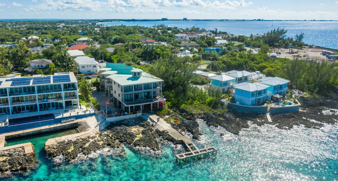 Apartment in West Bay, West Bay, Cayman Islands 1 - 16585665