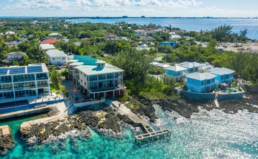Apartment in West Bay, West Bay, Cayman Islands 1