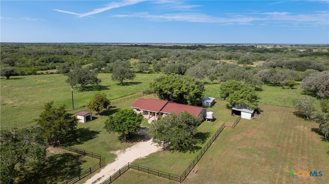 House in Goliad, Texas, United States 2 - 16584854
