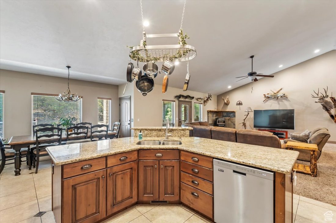 House in Riverton, Utah, United States 5 - 16595133