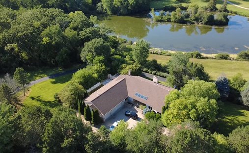 House in Spring Grove, Illinois, United States 1