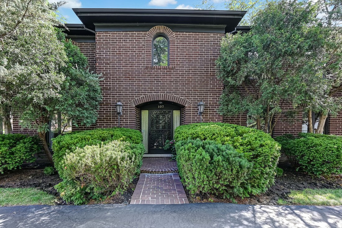 House in Burr Ridge, Illinois, United States 3 - 16588080