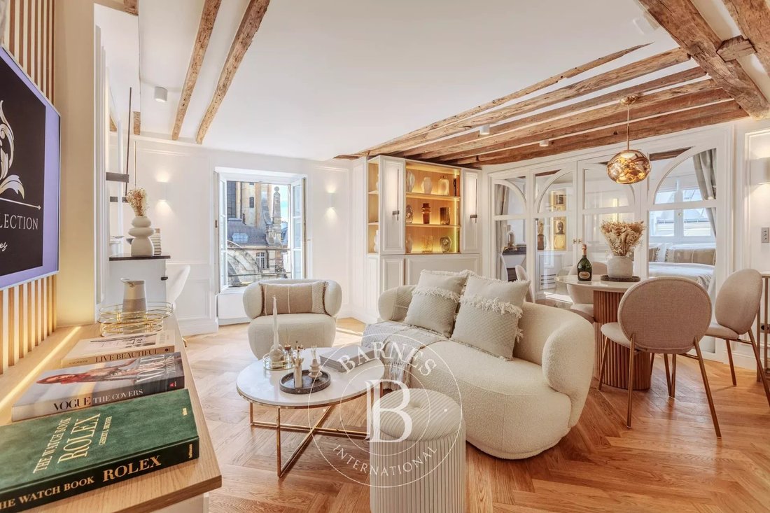 Apartment in Odéon, Paris 6e Arrondissement, Paris 1 - 16581979