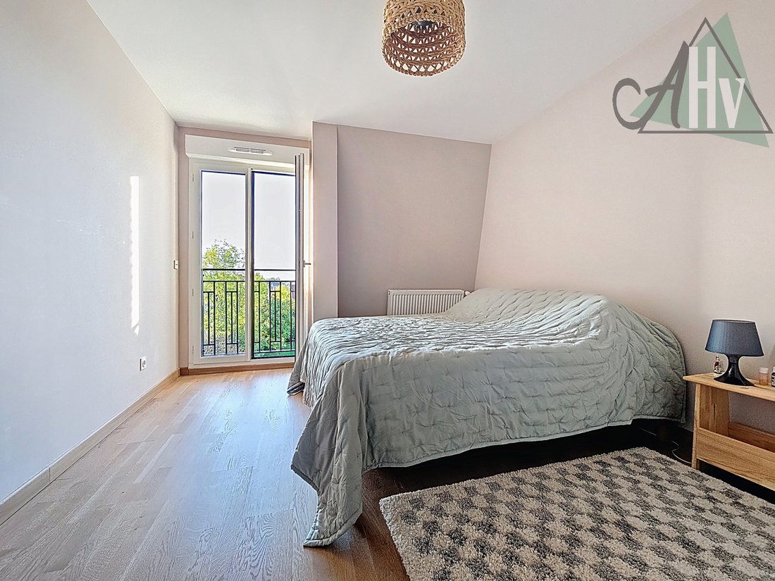 Penthouse in Jardin Parisien, Clamart, France 5 - 16602778
