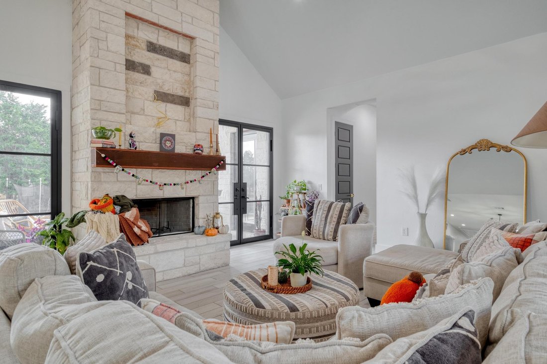 House in Paige, Texas, United States 3 - 16590832