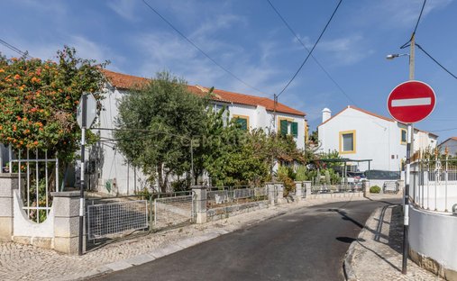 Villa in Almada, Cova da Piedade, Pragal e Cacilhas, Setubal, Portugal 1