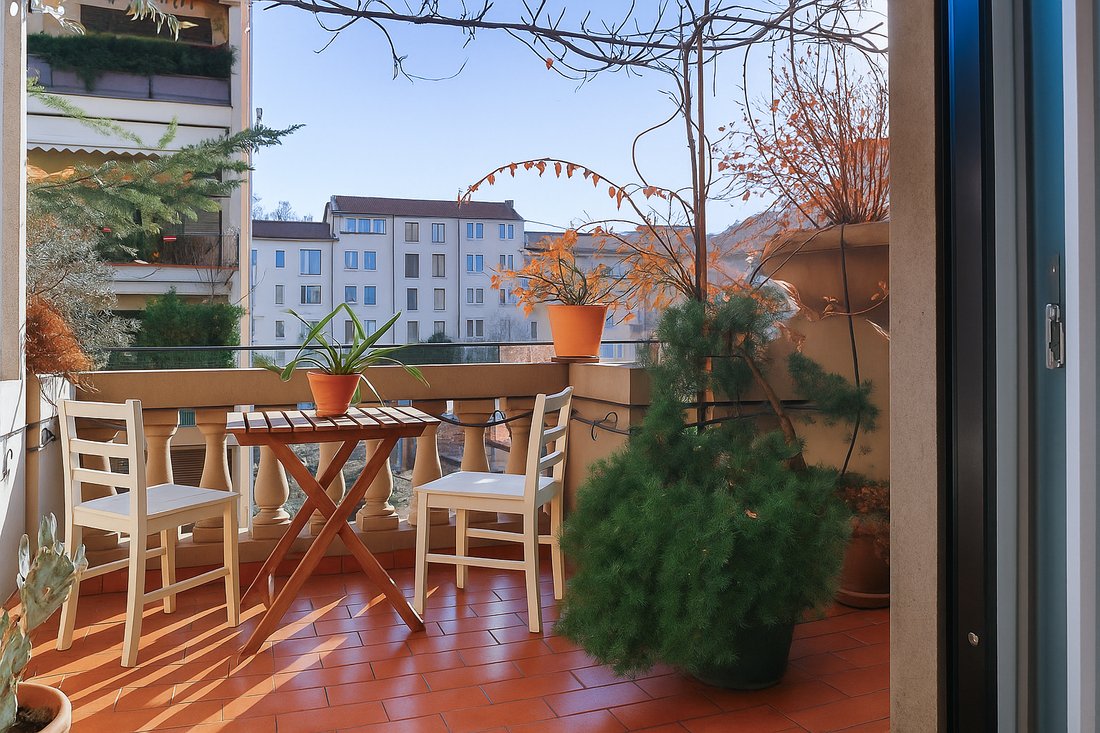 Apartment in Centrale, Milan, Italy 1 - 16583367