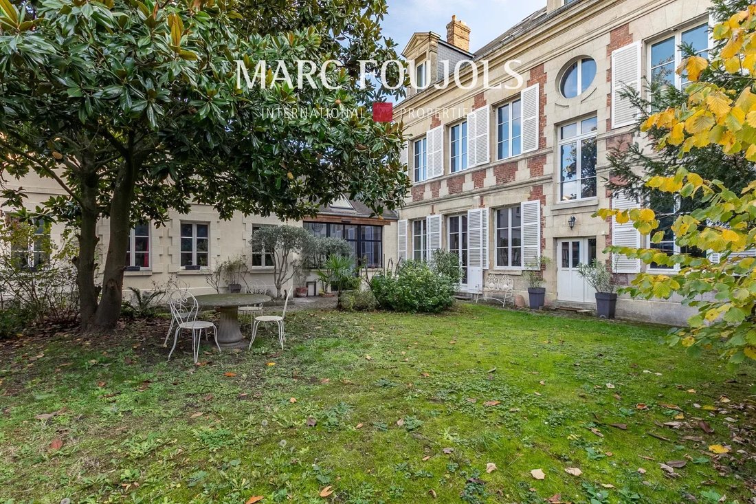 House in Compiegne, Hauts-de-France, France 1 - 16602791