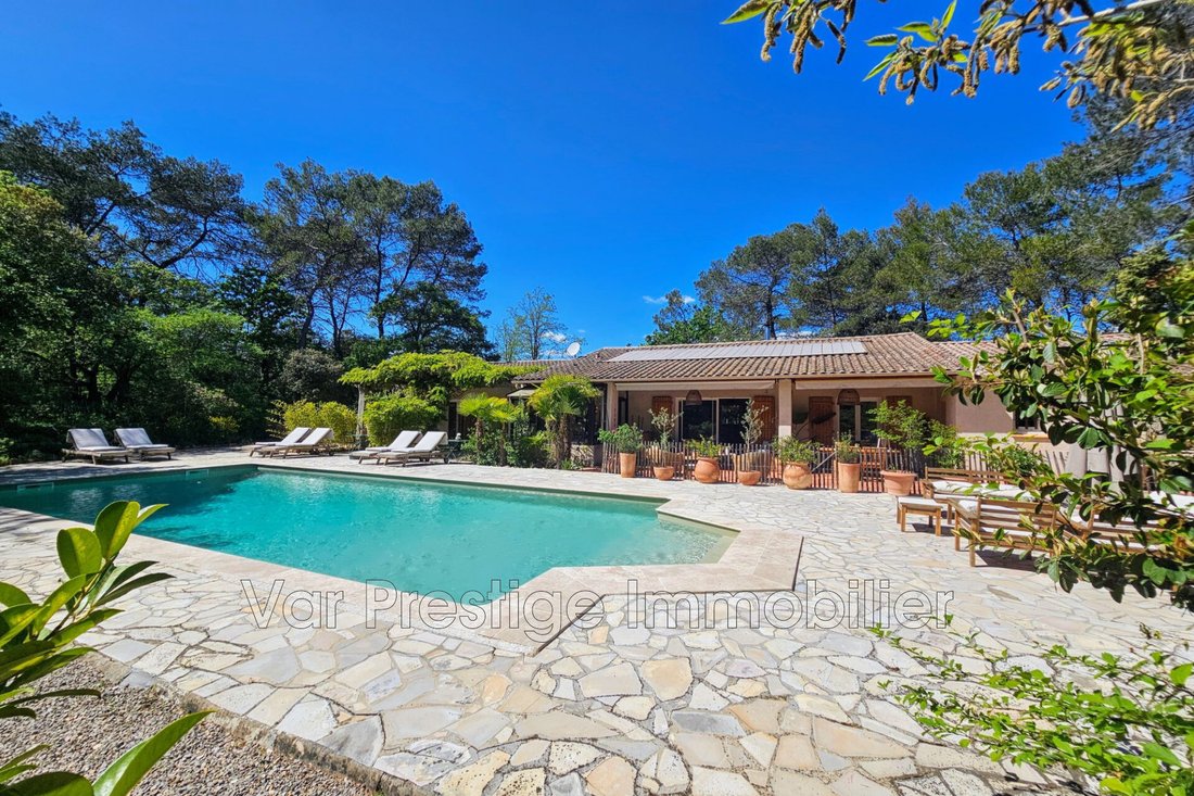 Villa in Centre, Les Arcs, France 1 - 16582622