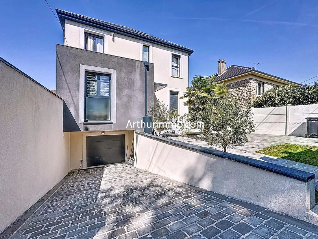 House in Boissy-Saint-Leger, Ile-de-France, France 1 - 16602829