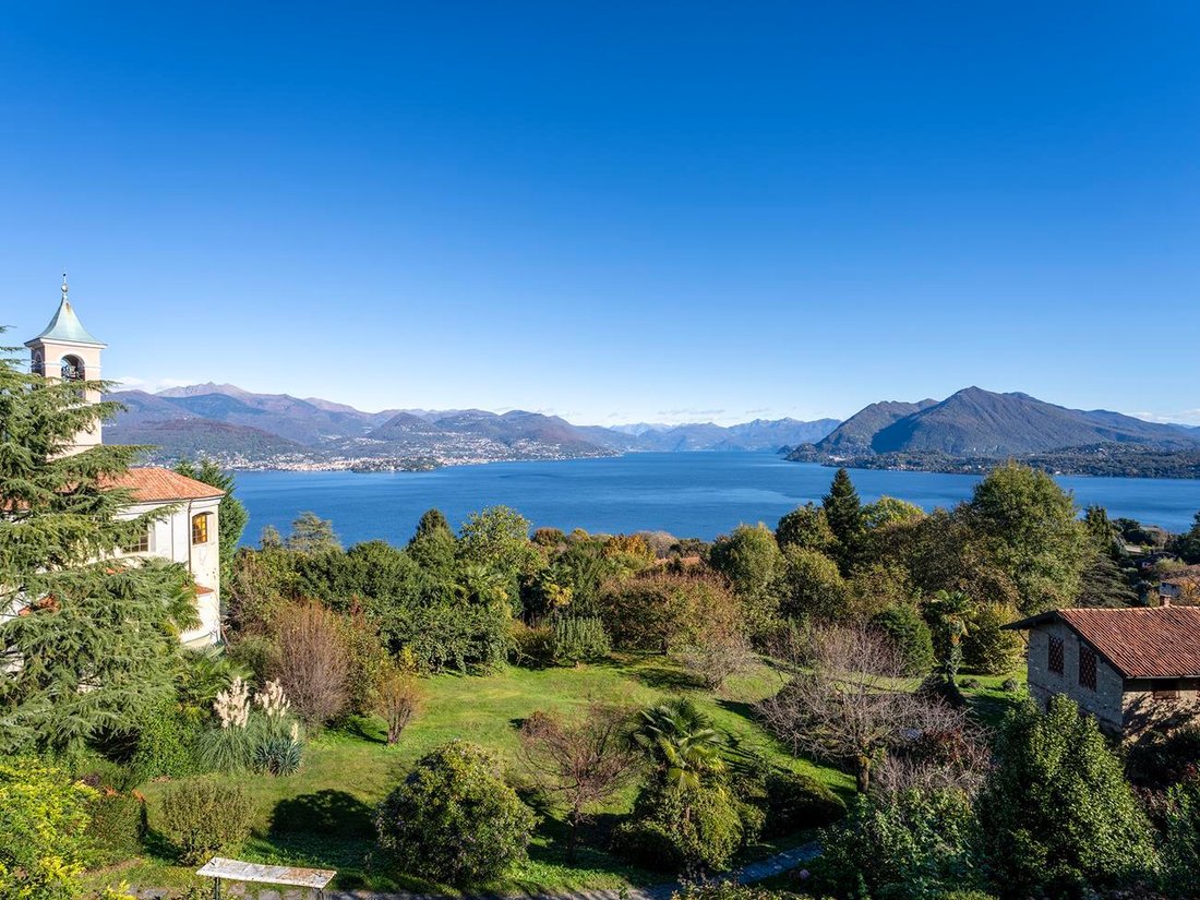 Villa in Stresa, Piedmont, Italy 2 - 16581971