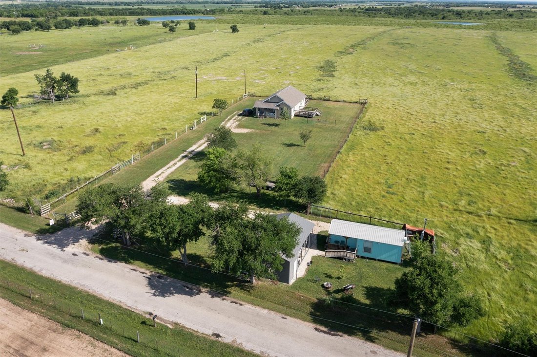House in Thorndale, Texas, United States 1 - 16590433