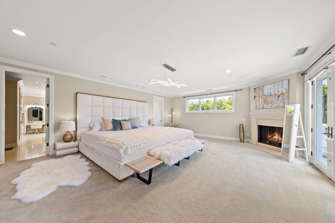 Estate in Hidden Hills, California, United States 4 - 16582911