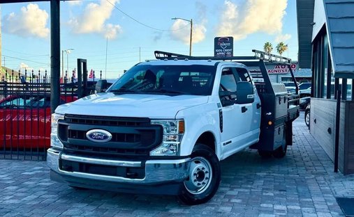 2020 Ford F350 Super Duty Crew Cab &amp; Chassis XL Cab &amp; Chassis 4D in Tampa, FL, United States 1