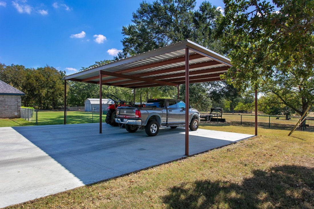 House in Caldwell, Texas, United States 5 - 16589106