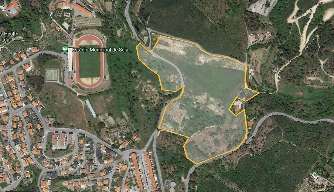 Farm Ranch in Seia, Sao Romao e Lapa dos Dinheiros, Guarda District, Portugal 1 - 15392812