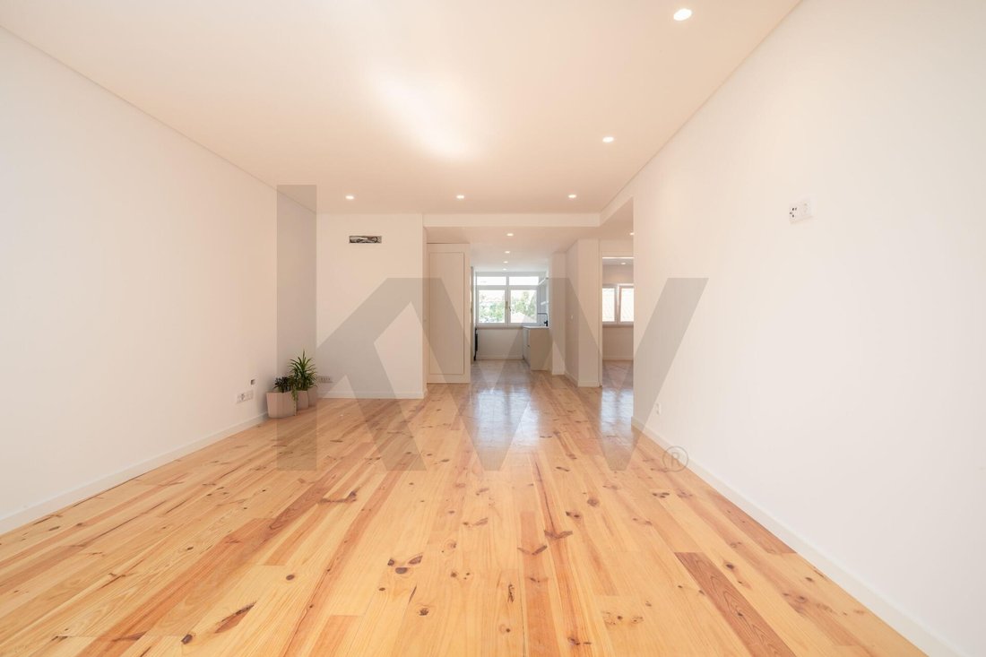 Apartment in Estoril, Cascais e Estoril, Lisbon 2 - 16597357