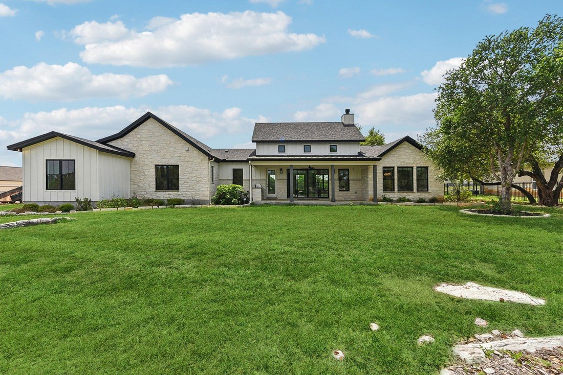 House in Spicewood, Texas, United States 4 - 16590492