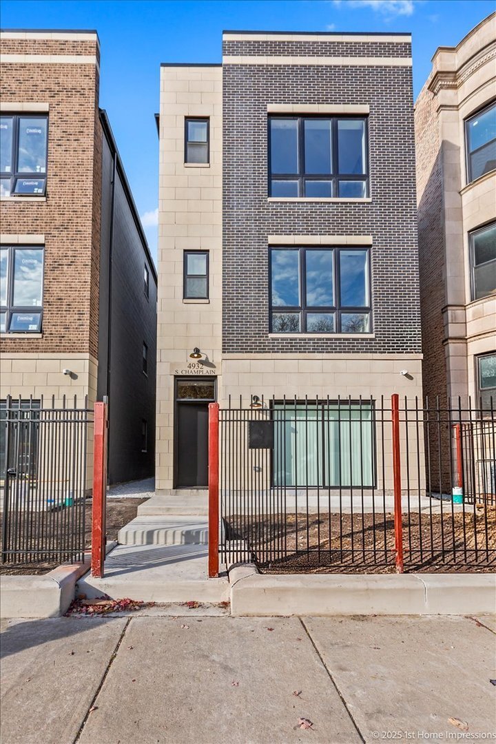 House in Chicago, Illinois, United States 1 - 16582869