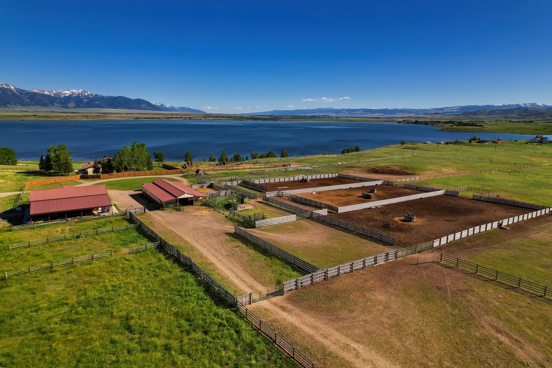 Azienda agricola a McAllister, Montana, Stati Uniti 3 - 16598023