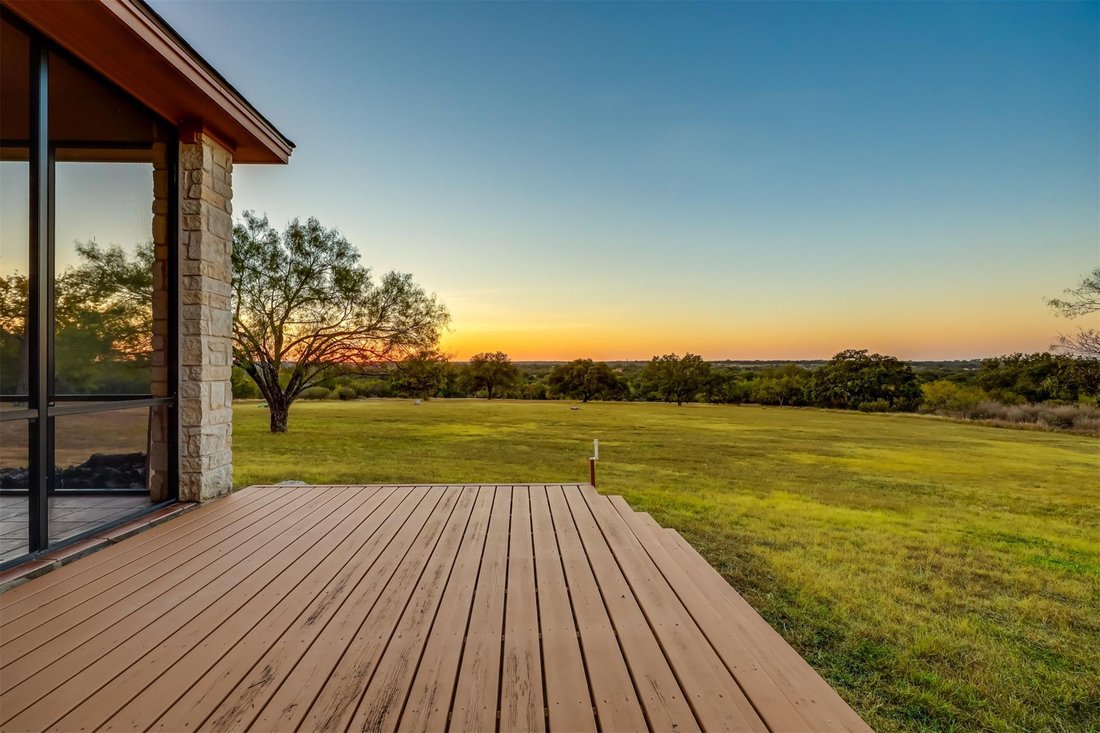 House in Spicewood, Texas, United States 3 - 16591396