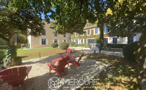 19 Th C. Chateau With Outbuildings And Pool