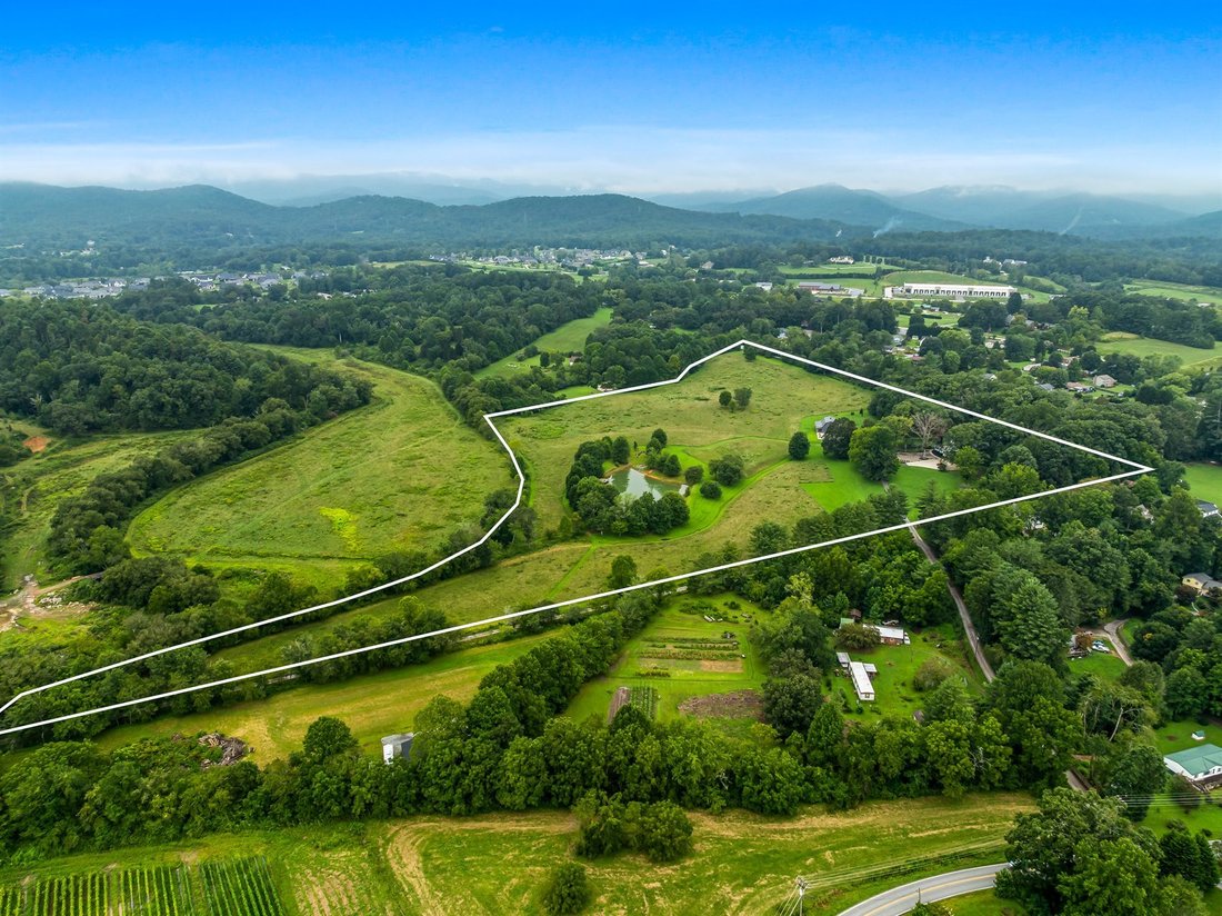 House in Mills River, North Carolina, United States 5 - 16212584