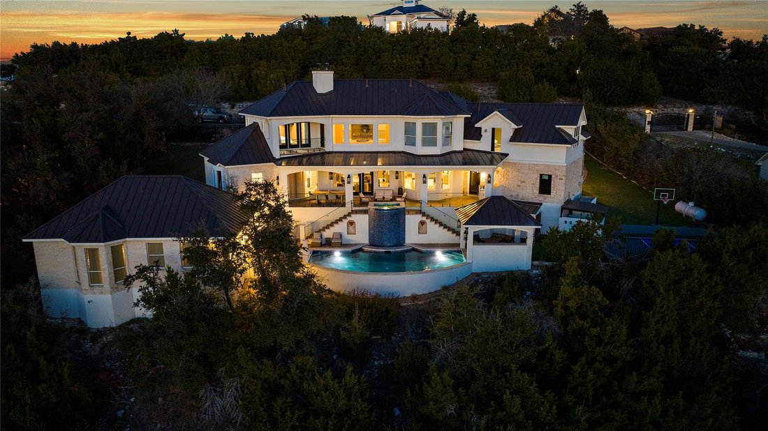 House in Austin, Texas, United States 4 - 16589208