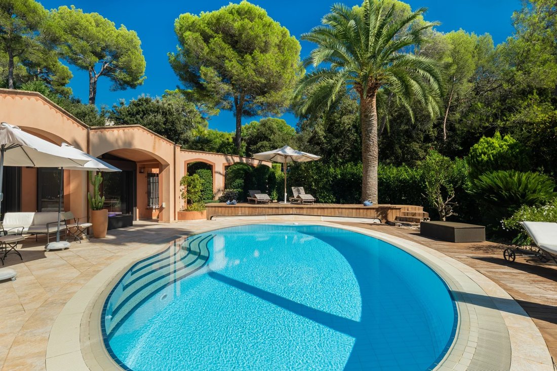 Villa in Mougins, Provence-Alpes-Côte d'Azur, France 5 - 16582063