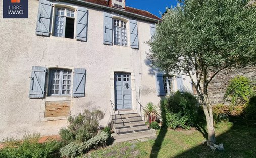 House in Nord, Lescar, France 1
