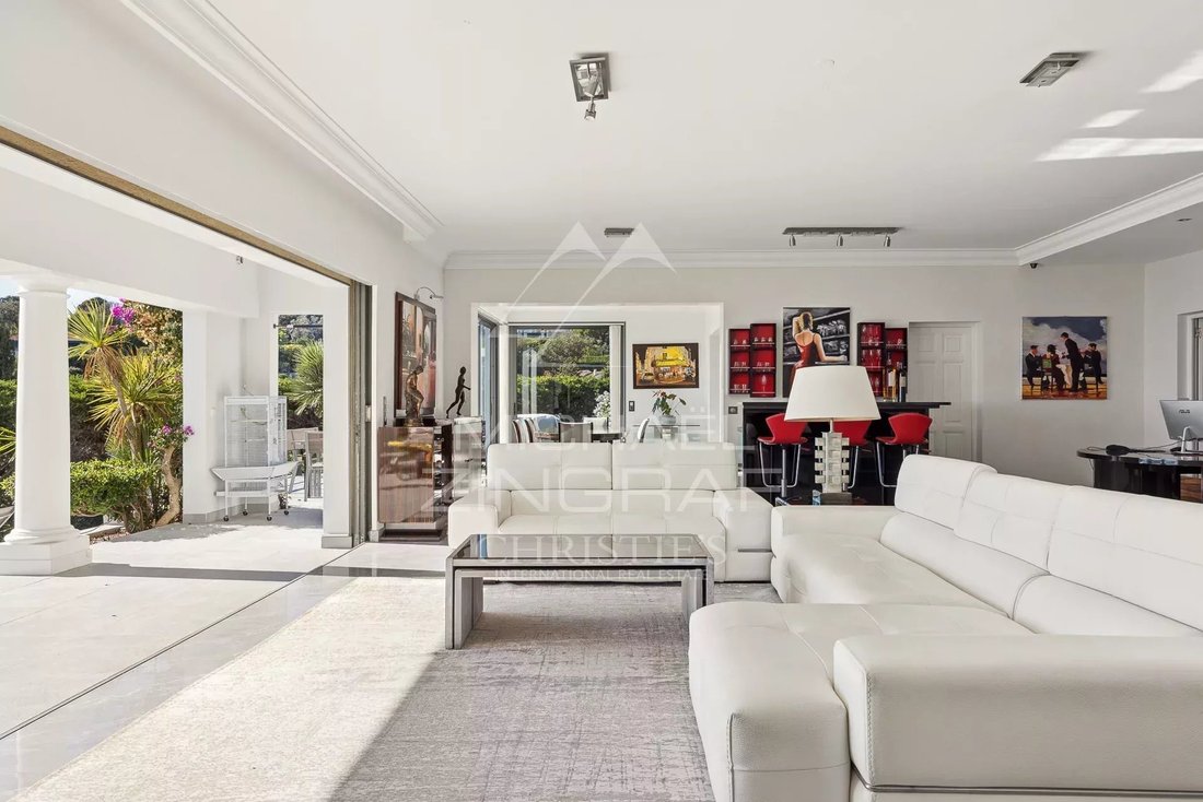 House in La Maure-Super Cannes, Vallauris, France 5 - 16585839