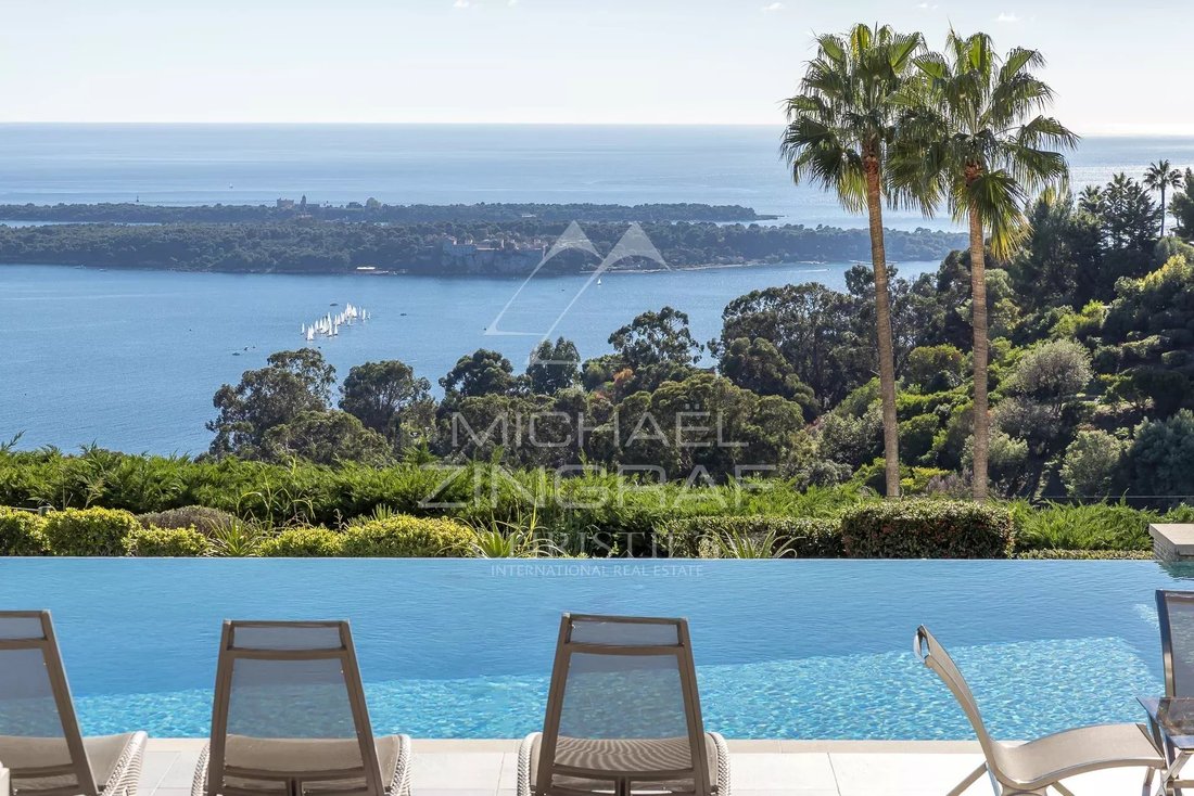 House in La Maure-Super Cannes, Vallauris, France 2 - 16585839