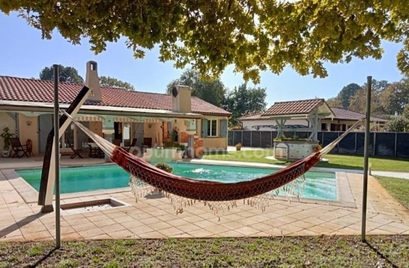 House in Bourg-Croix d'Hins, Cestas, France 1 - 16583841