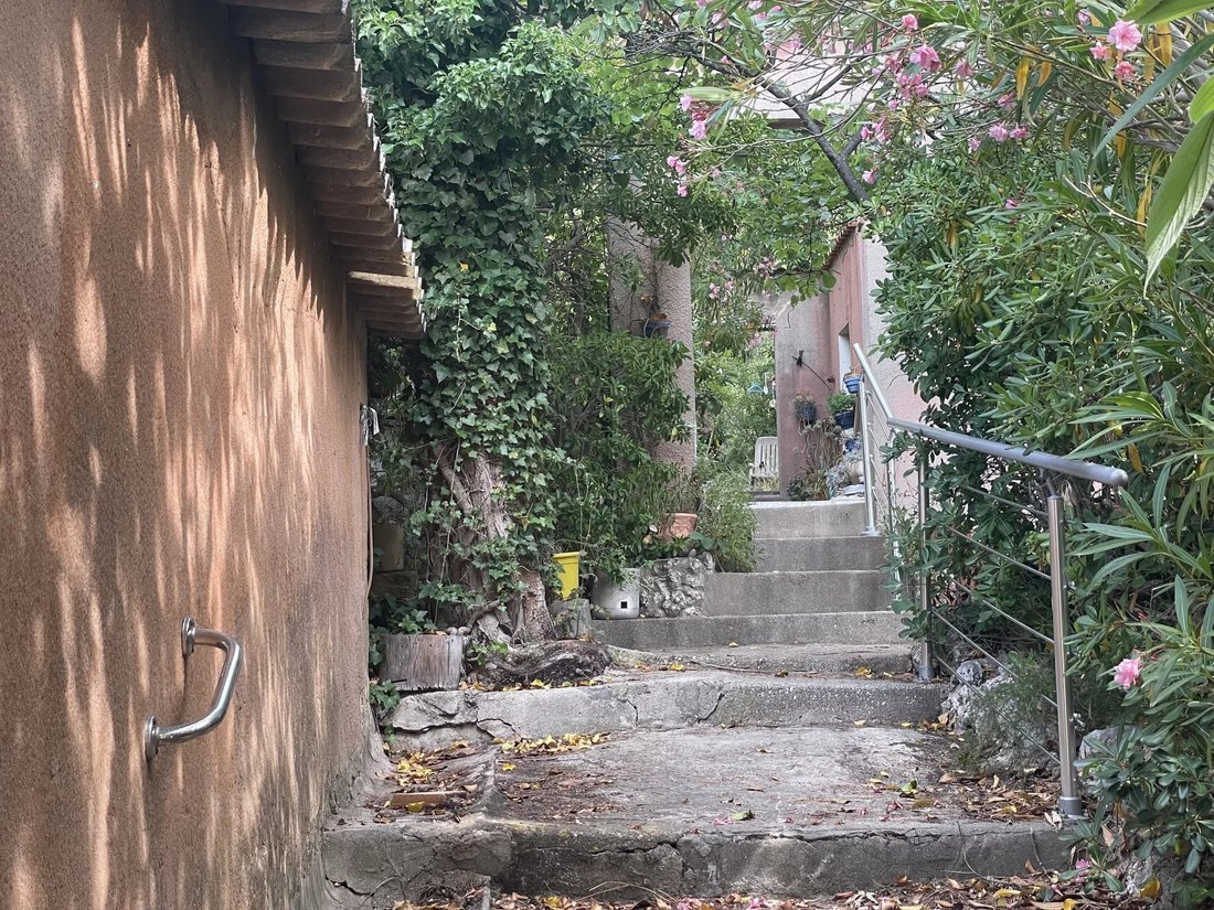 House in Le Brulot-Valapoux, Sausset-les-Pins, France 4 - 16582106