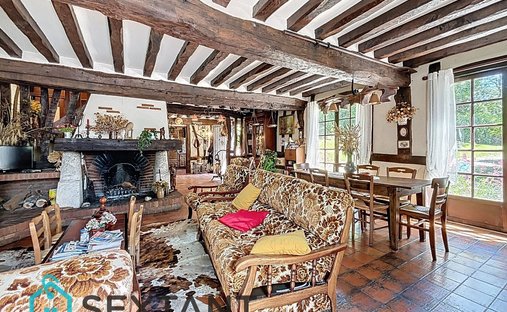 Castle for Sale in Veules-les-Roses, Normandy, France