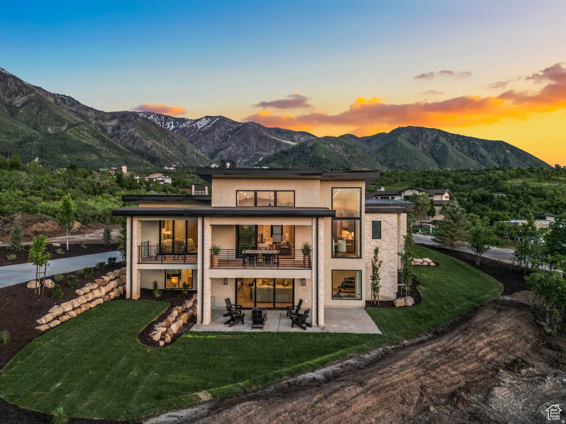 House in Woodland Hills, Utah, United States 1 - 16594345