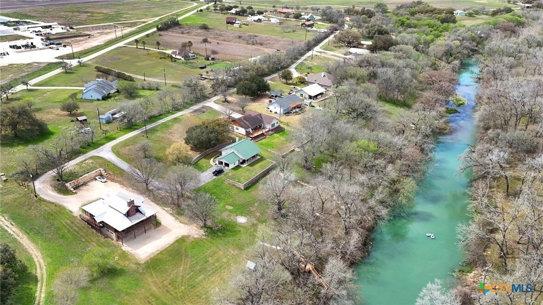 House in Kingsbury, Texas, United States 1 - 16584392