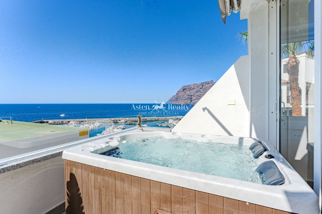 Apartment in Acantilados de Los Gigantes, Canary Islands, Spain 2 - 16582185