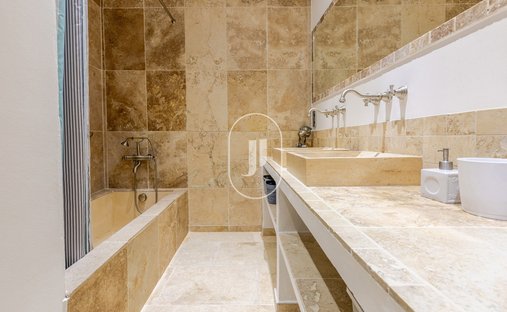 Beautiful Stone Property With Views And Pool