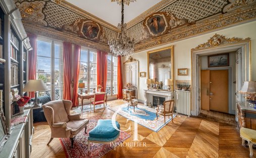 Apartment in Domaine National du Château, Versailles, France 1