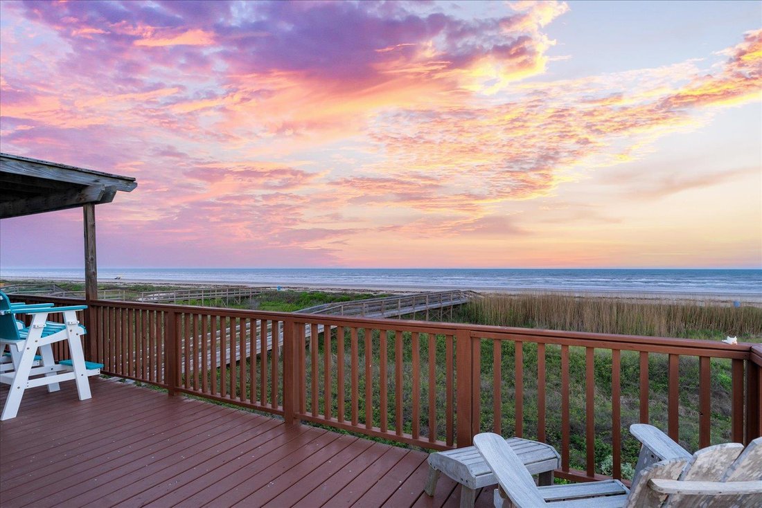 House in Galveston, Texas, United States 3 - 16588435