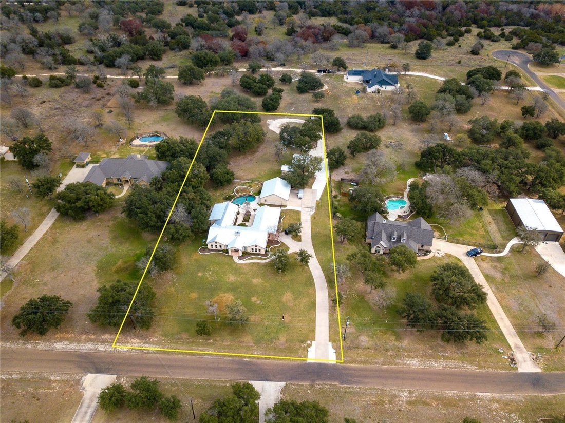 House in Salado, Texas, United States 4 - 16589159