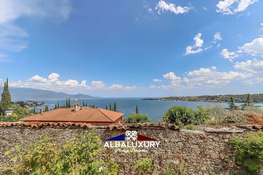 Villa in Salo, Lombardy, Italy 4 - 16605962