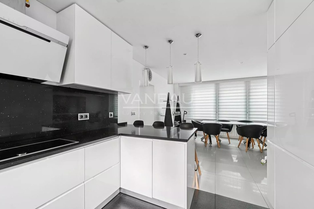 Appartamento a Violet Commerce, Paris 15e Arrondissement, Parigi 5 - 16602586