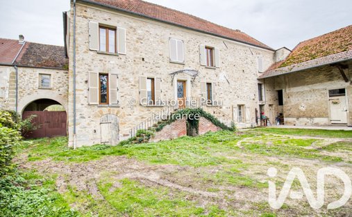House in Chars, Ile-de-France, France 1